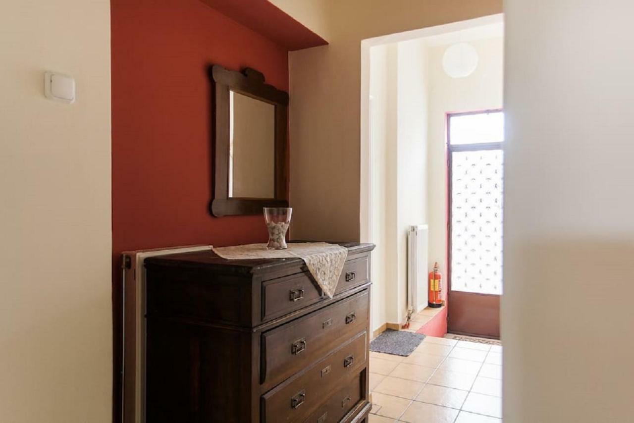شقة House With Yard Subway 5Min Walk أثينا المظهر الخارجي الصورة