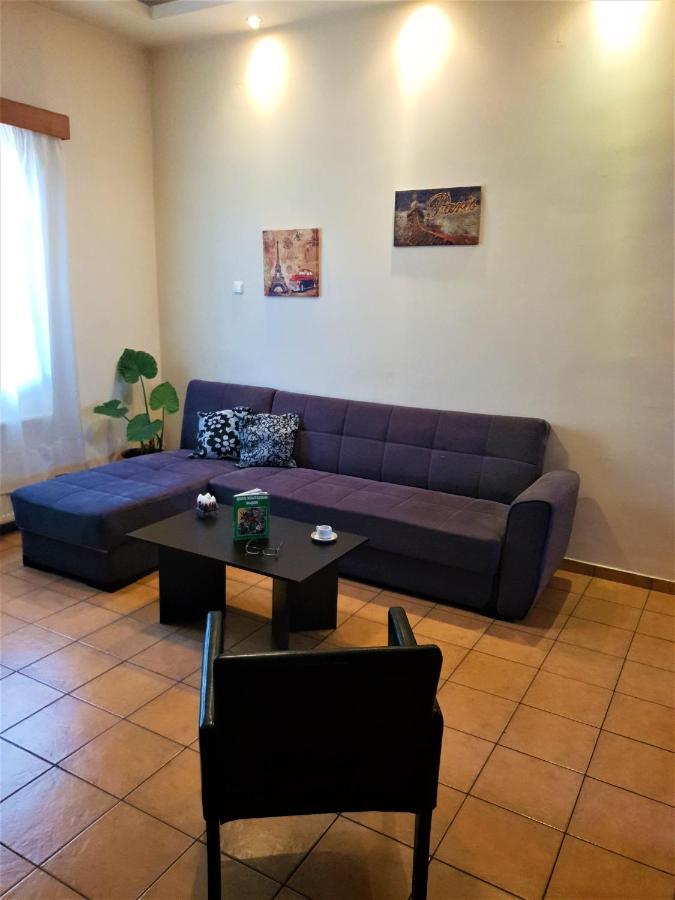 شقة House With Yard Subway 5Min Walk أثينا المظهر الخارجي الصورة
